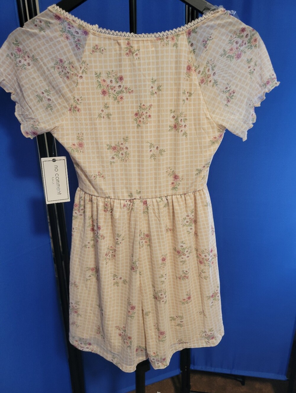 Floral Ruffle Sleeve Romper in Soft Cream - Picture 6 of 8